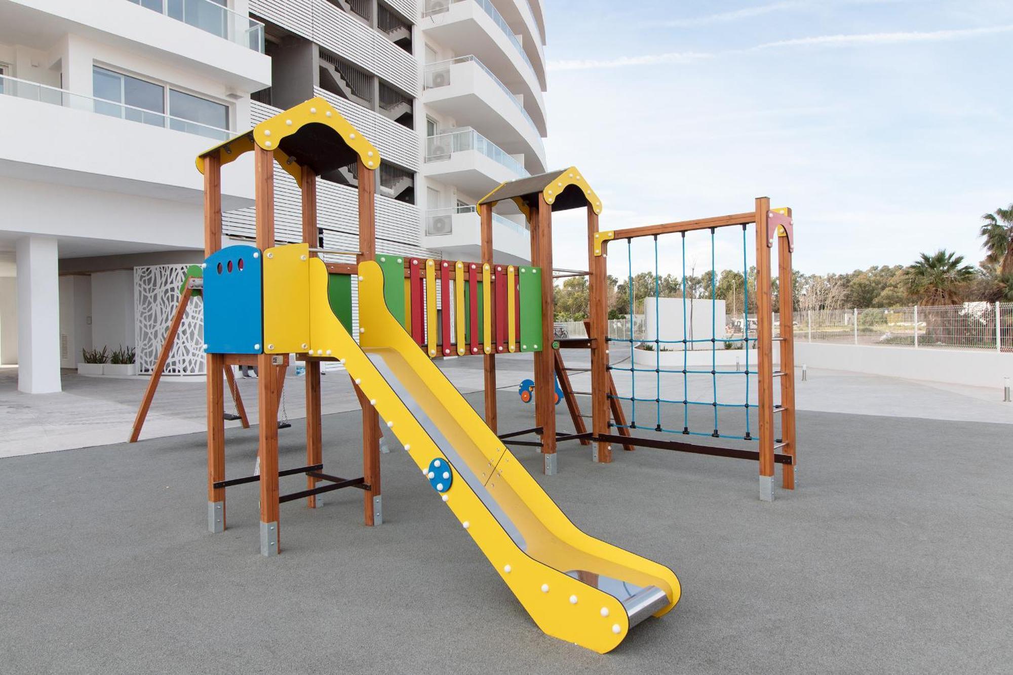 Global Properties, Apartamento Con Terraza Y Vistas Al Mar Y A La Montana Канет-де-Беренгер Экстерьер фото