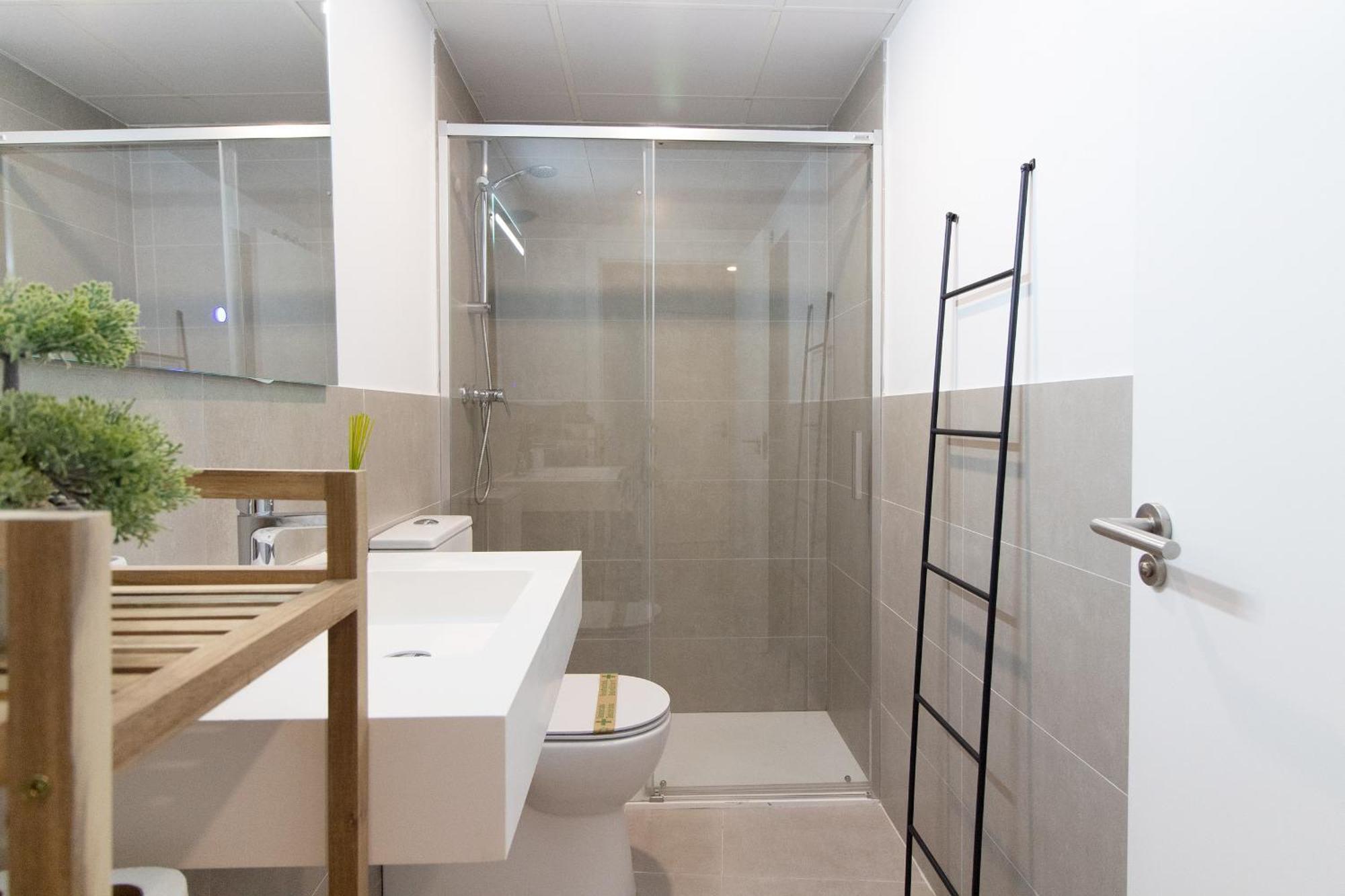 Global Properties, Apartamento Con Terraza Y Vistas Al Mar Y A La Montana Канет-де-Беренгер Экстерьер фото