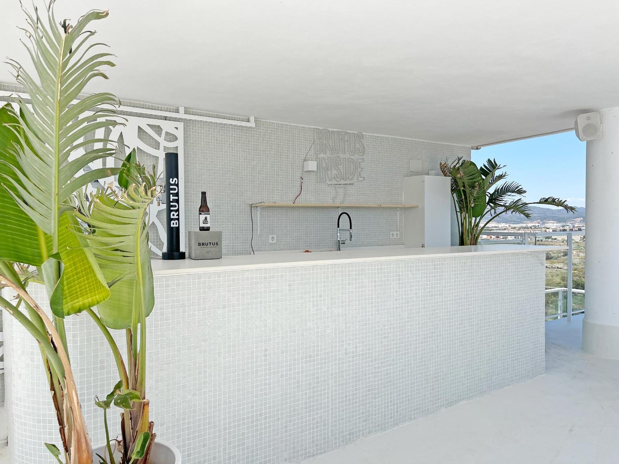 Global Properties, Apartamento Con Terraza Y Vistas Al Mar Y A La Montana Канет-де-Беренгер Экстерьер фото