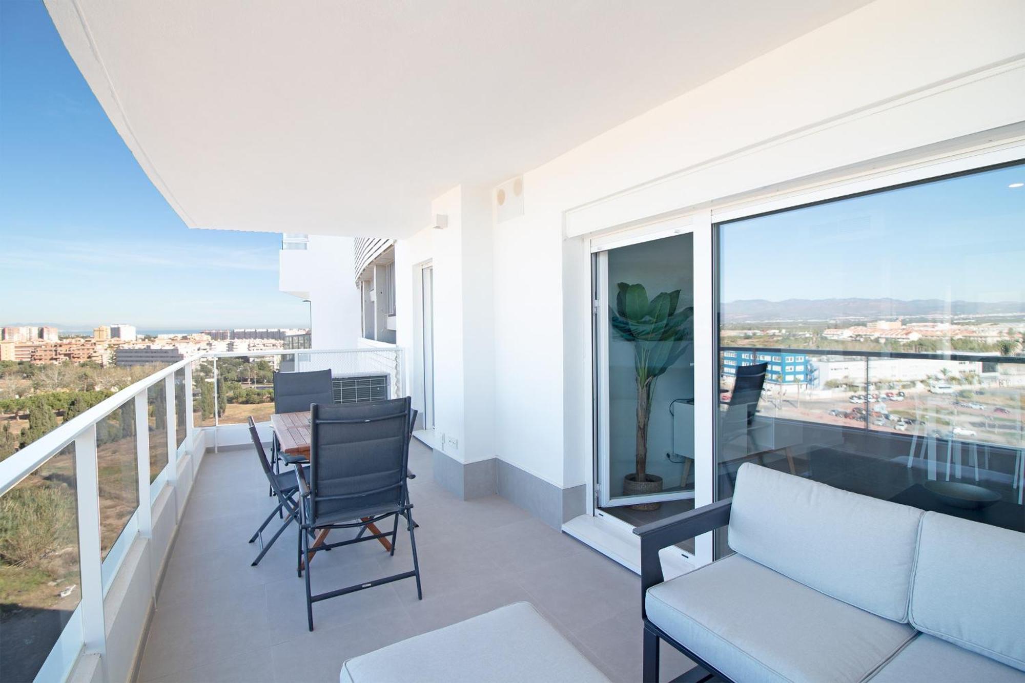 Global Properties, Apartamento Con Terraza Y Vistas Al Mar Y A La Montana Канет-де-Беренгер Экстерьер фото