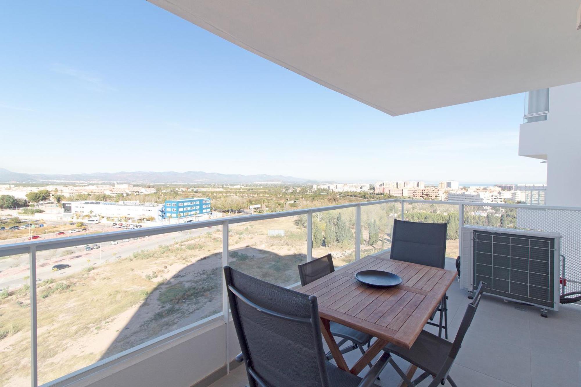 Global Properties, Apartamento Con Terraza Y Vistas Al Mar Y A La Montana Канет-де-Беренгер Экстерьер фото