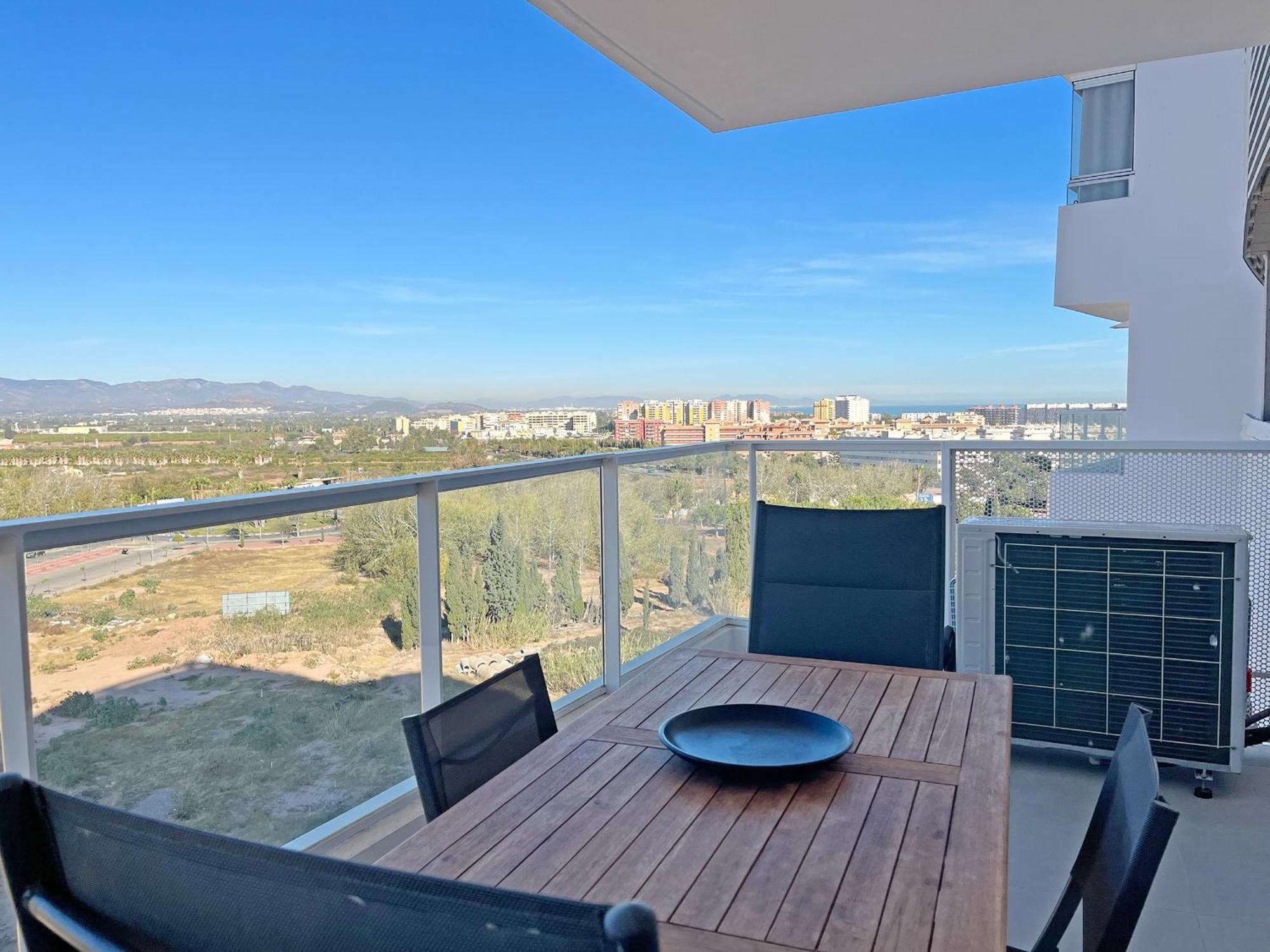 Global Properties, Apartamento Con Terraza Y Vistas Al Mar Y A La Montana Канет-де-Беренгер Экстерьер фото
