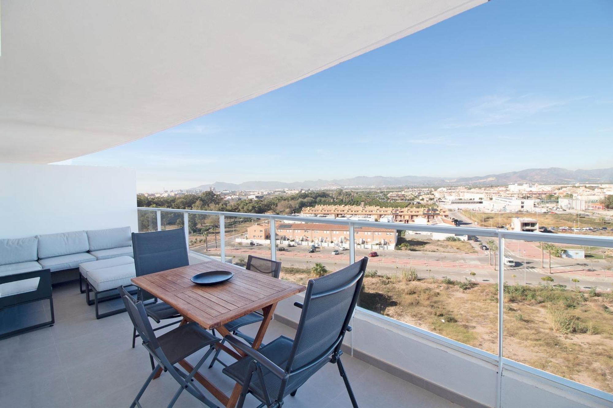 Global Properties, Apartamento Con Terraza Y Vistas Al Mar Y A La Montana Канет-де-Беренгер Экстерьер фото