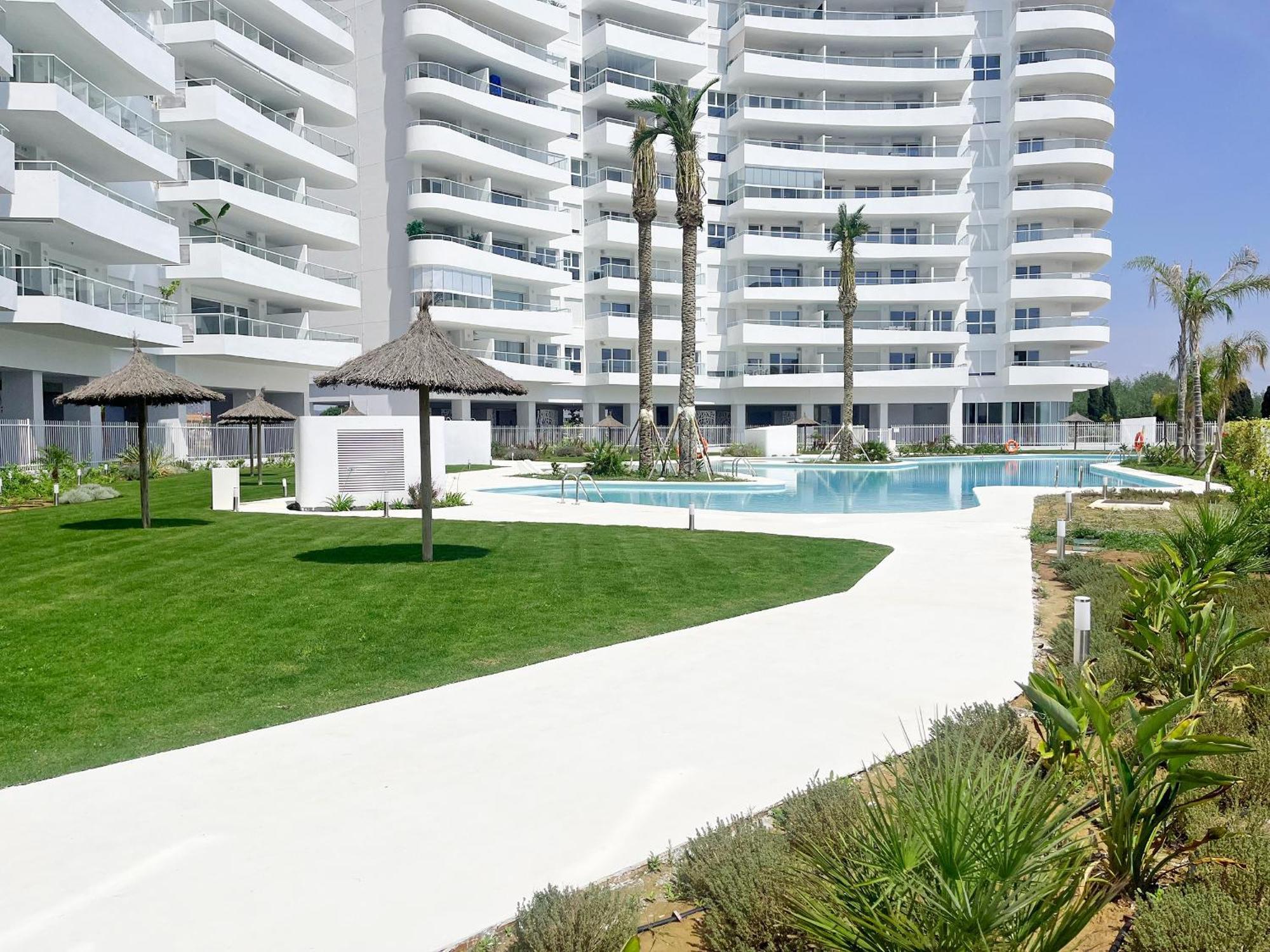 Global Properties, Apartamento Con Terraza Y Vistas Al Mar Y A La Montana Канет-де-Беренгер Экстерьер фото
